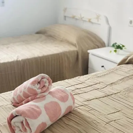 아파트 Apartamento*carolapo*con Patio Interior Y Garage